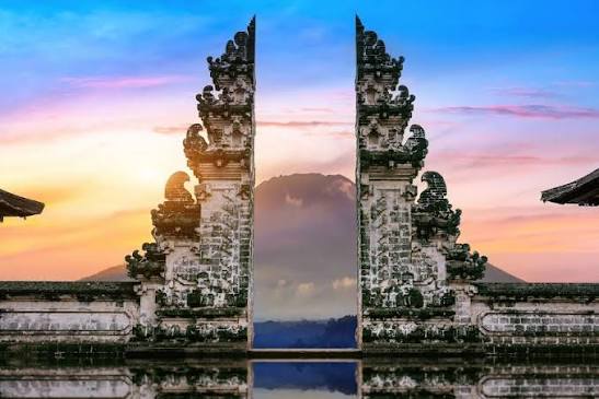 Gate way of heaven
